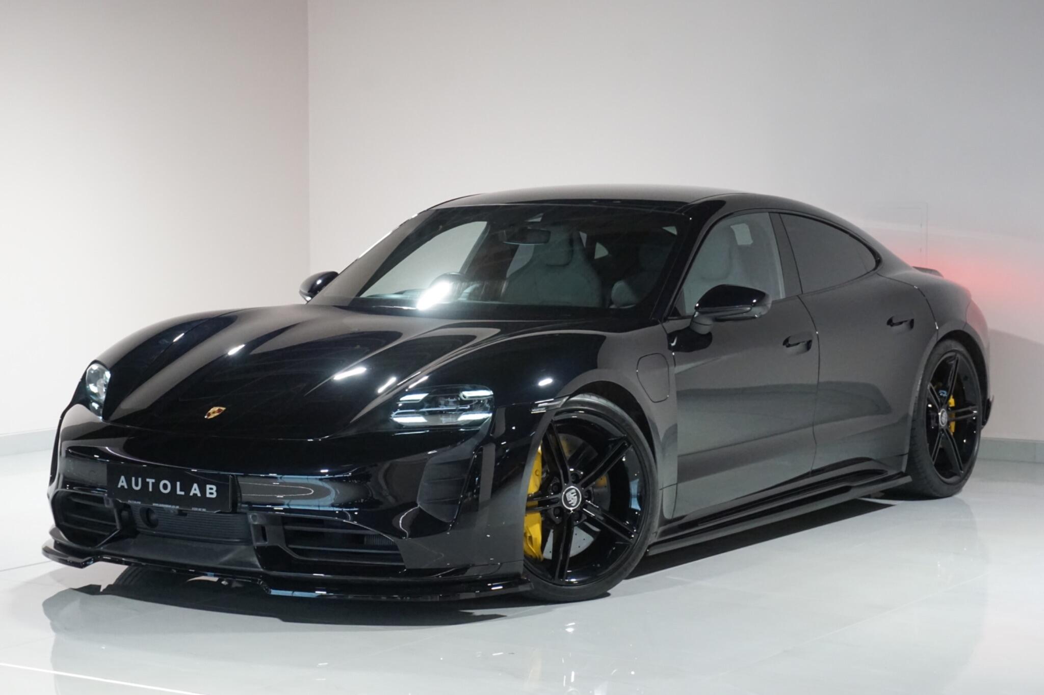 Porsche Taycan Performance Plus 93.4kWh Turbo Saloon 4dr Electric Auto 4WD (680 ps)